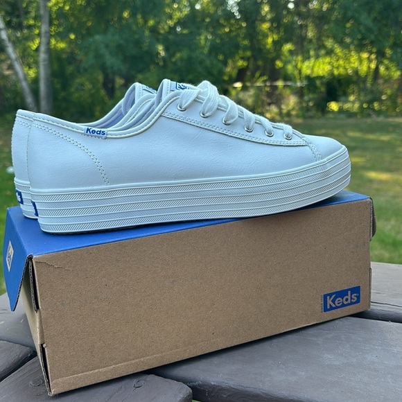 Keds Triple Kick Leather White Platform Shoes - Picture 3 of 6